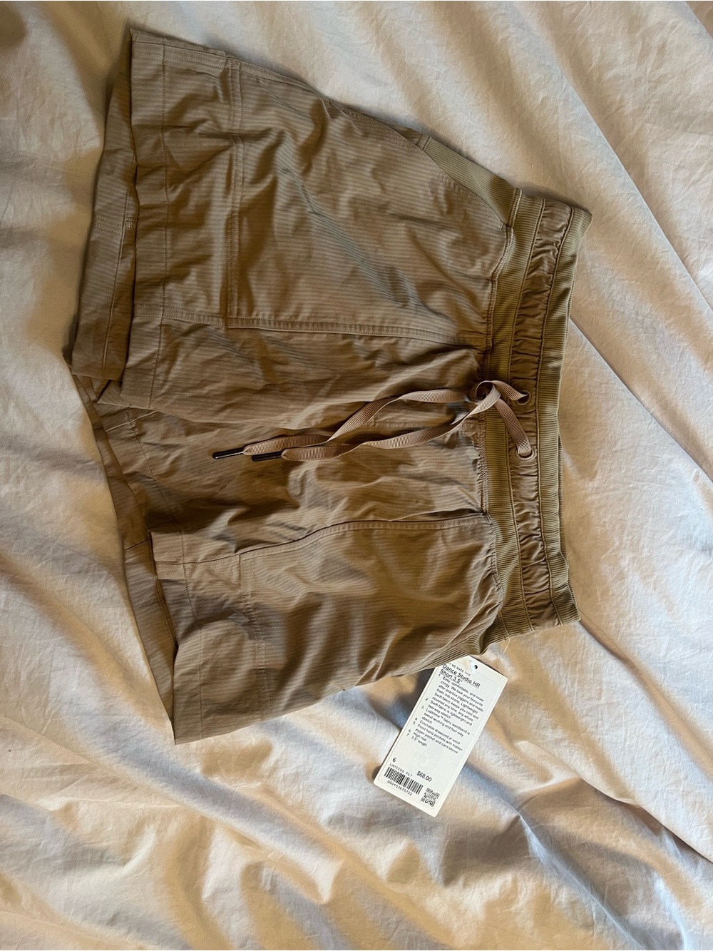 Lululemon Dance Studio High-Rise Short 3.5”